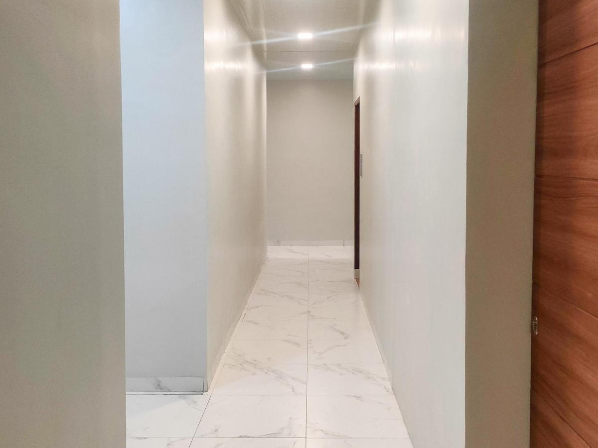 Travel Biz Hotel Medan Mitra Reddoorz Екстер'єр фото